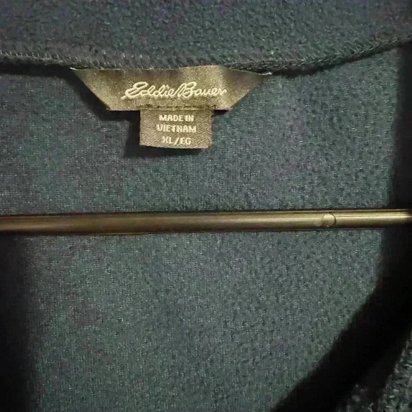 Women’s size 16 Universal Threads green jumpsuit NWT - Picture 2 of 3